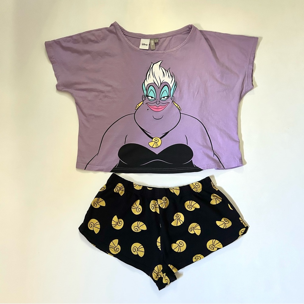 ASOS Disney Ursula Pyjama Set - Picture 2 of 5